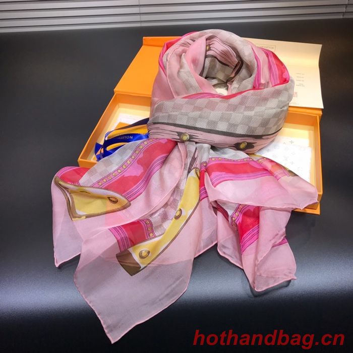 Louis Vuitton Scarf LVC00182