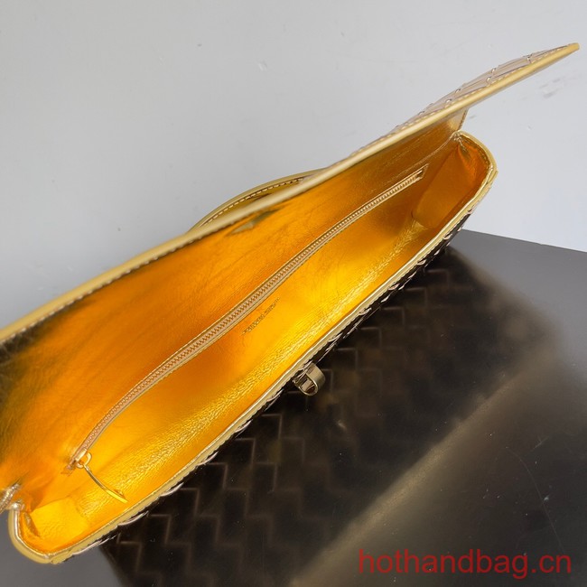 Bottega Veneta Original Patent Leather Long Clutch Andiamo With Handle 741511 gold 