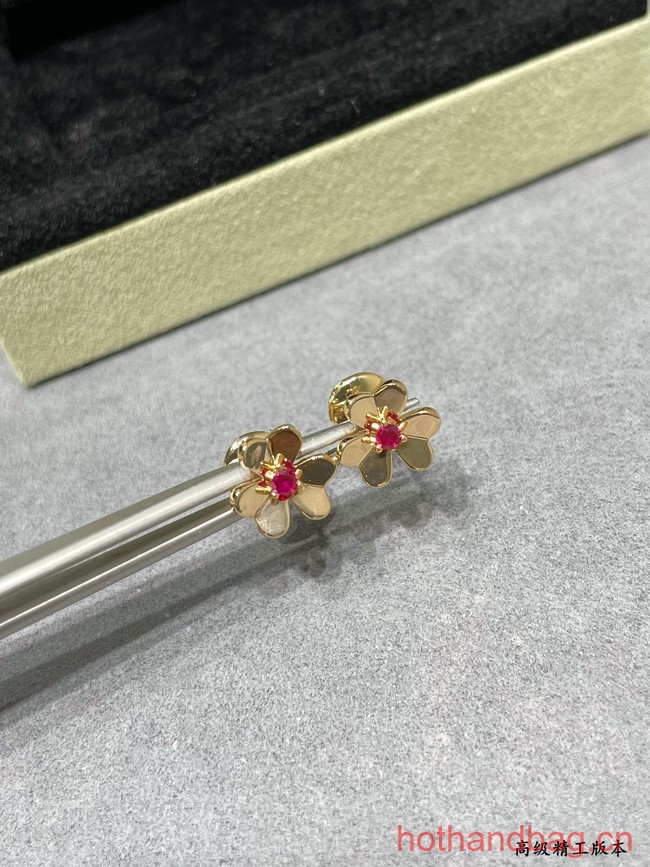 Van Cleef & Arpels Earrings CE13674