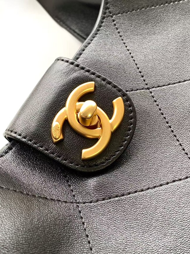 Chanel HOBO HANDBAG AS5425 black