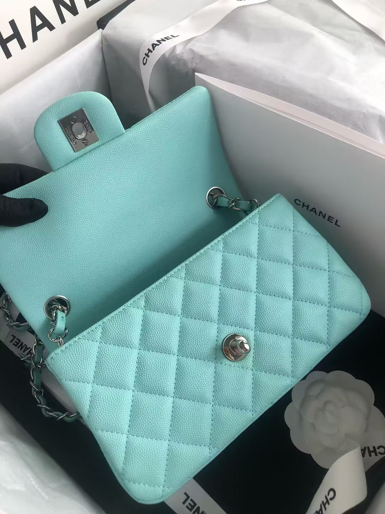 Chanel Flap Shoulder Bag Grained Calfskin Caviar Leather A01116 silver-Tone Metal sky blue