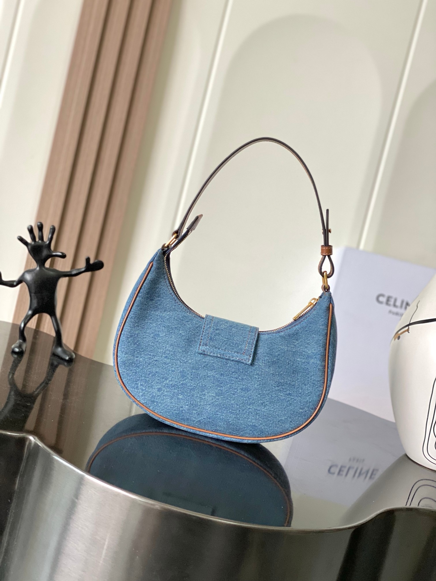Celine MEDIUM AVA TRIOMPHE BAG IN Denim 114492 blue