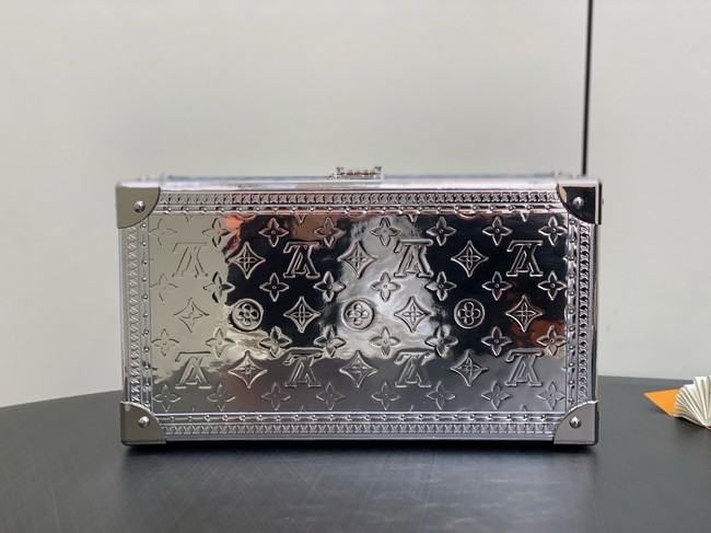 Louis Vuitton Coffret 8 Montres M12277 Silver