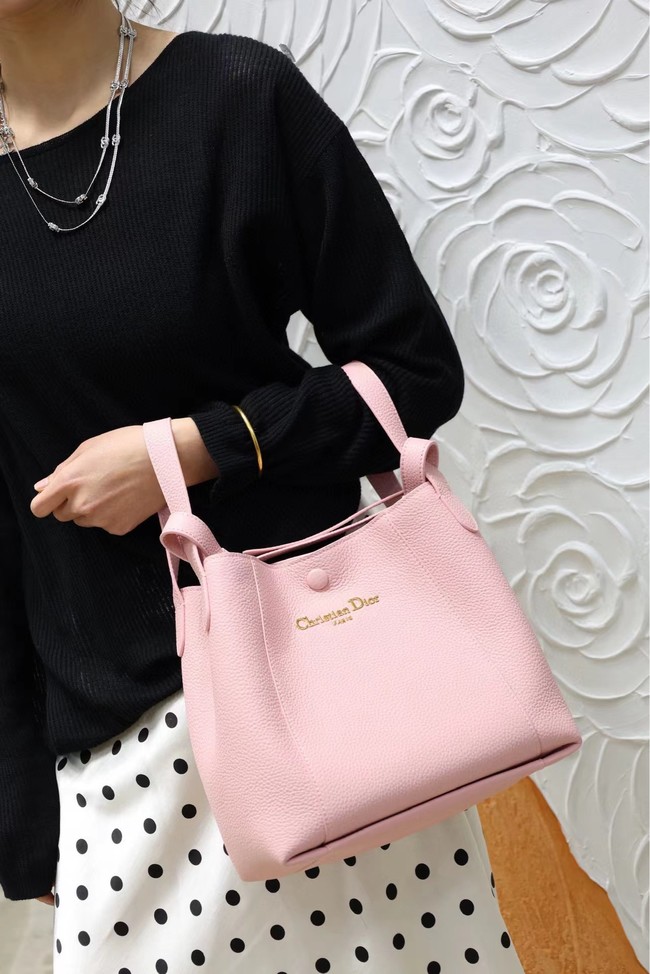 Dior Medium Signature Bucket Bag Grained Calfskin M2841USKU pink