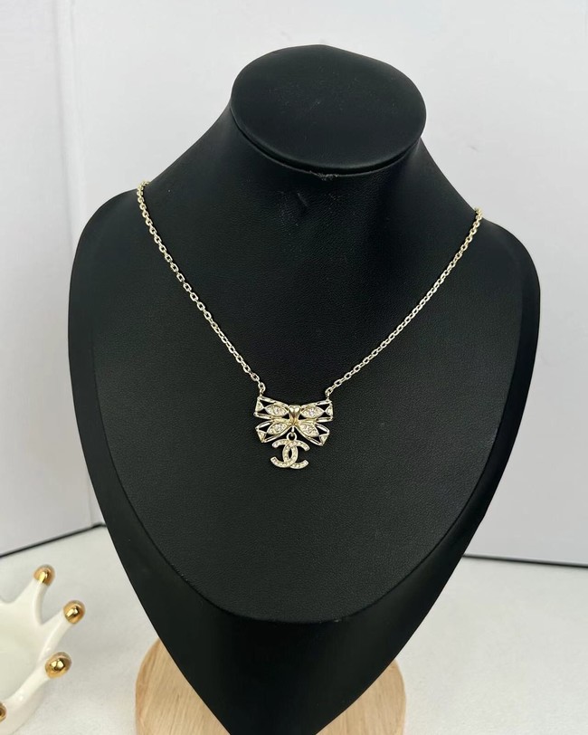 Chanel necklace CE16638