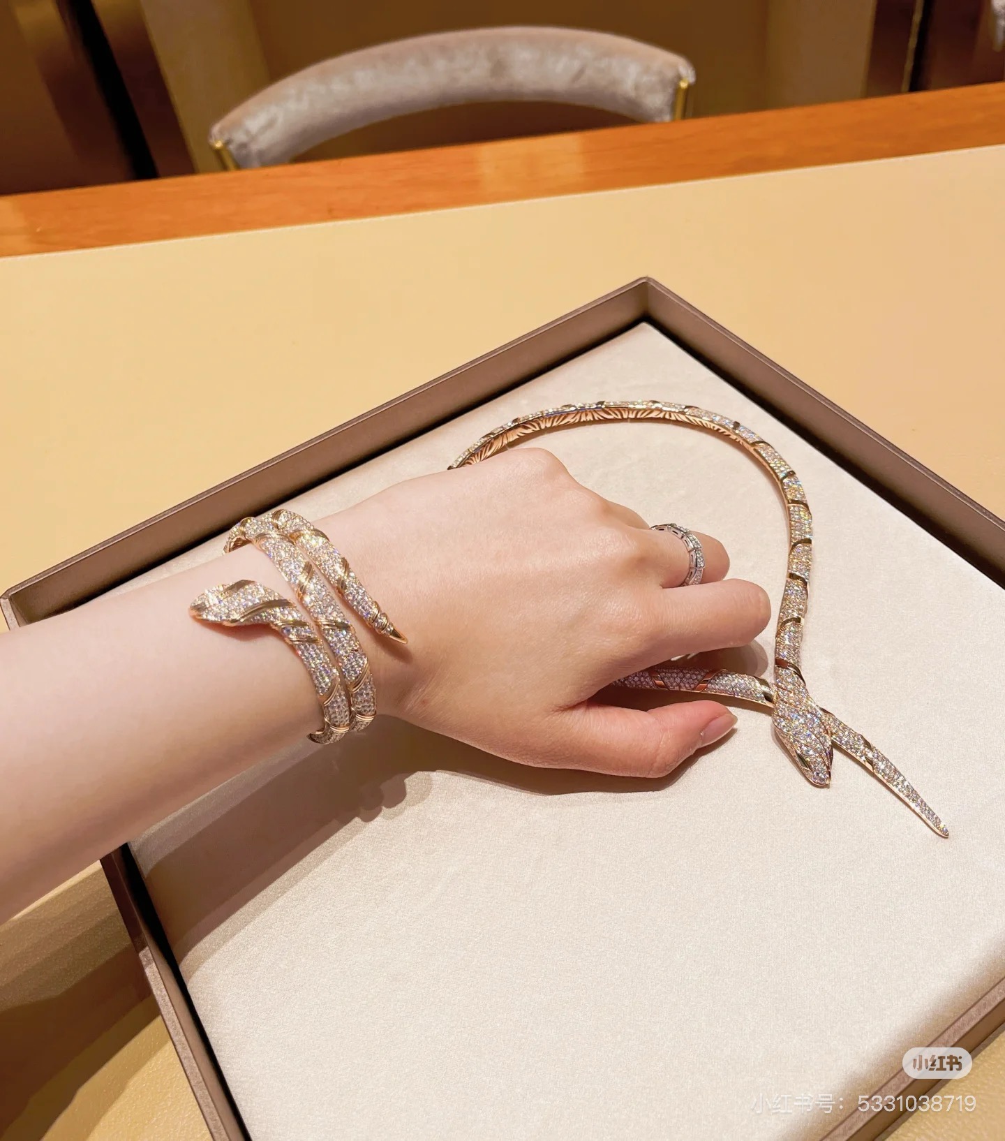 BVLGARI necklace&Earring&Bracelet&ring CE16705