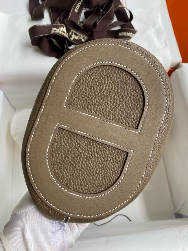 Hermes in the loop Togo Leather Bag H3369-17