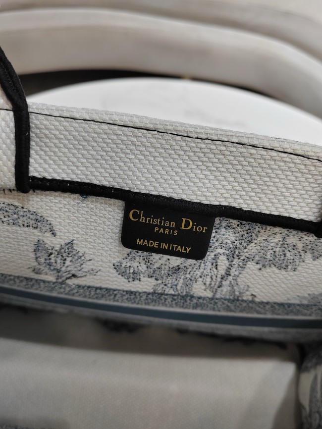 Medium Dior Book Tote White and Blue Toile de Jouy Palms Embroidery M1296ZEYD