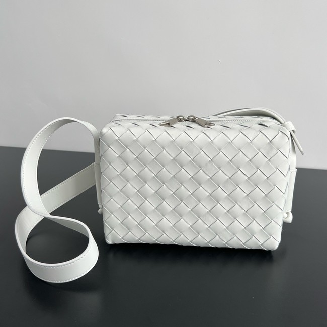 Bottega Veneta Concert Pouch 794258 white