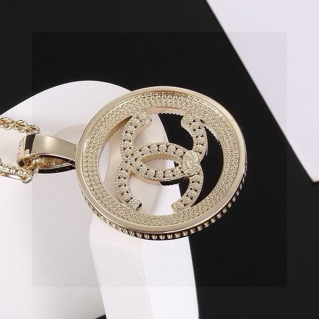 Chanel necklace CE16896