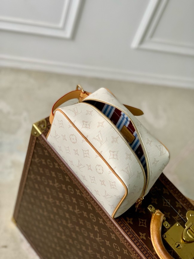 Louis Vuitton Locker Dopp Kit M14839 white