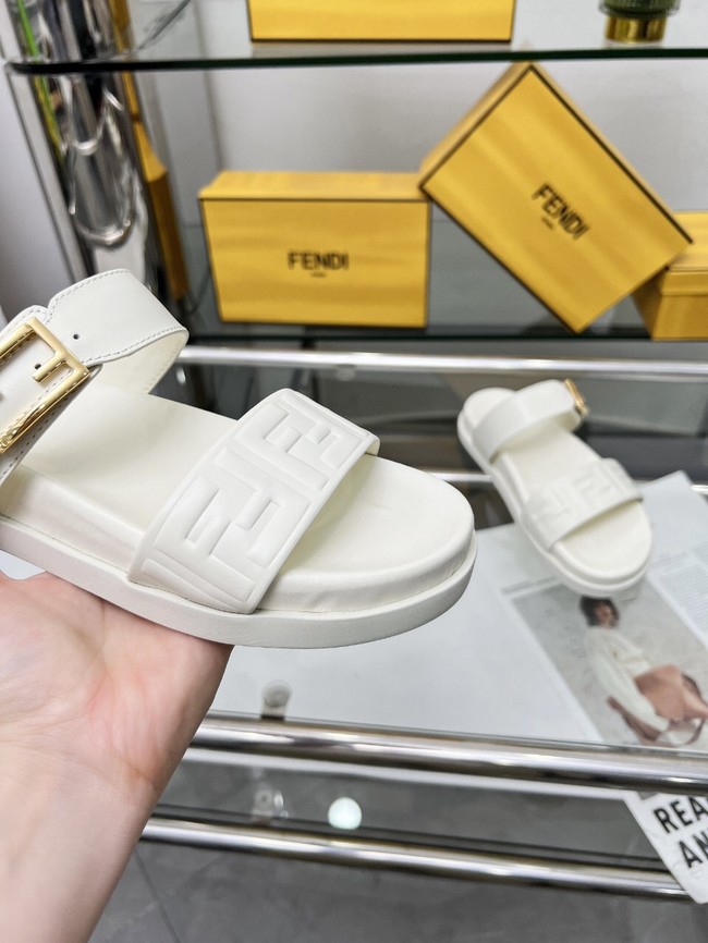 Fendi WOMENS SANDAL 44967-8