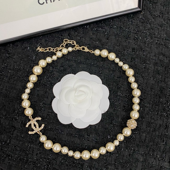 Chanel necklace CE16977