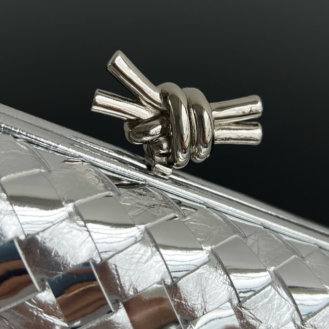 Bottega Veneta Stretch Knot 754783 Silver