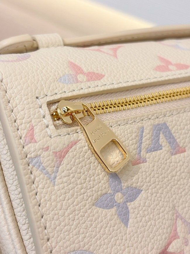 Louis Vuitton NEW Pochette Metis East West M25682 Dream Cream