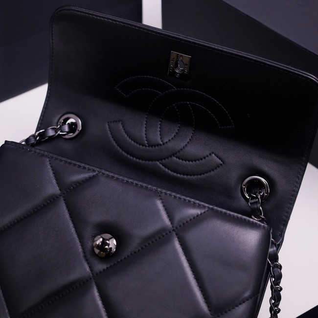 CHANEL small Flap Bag With Top Handle 92236-4