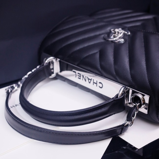 CHANEL small Flap Bag With Top Handle 92236-38