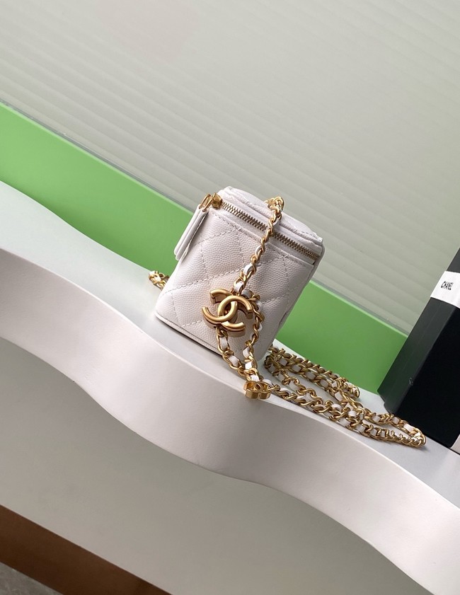 CHANEL Grained Calfskin Small Vanity with Chain AP3941 white