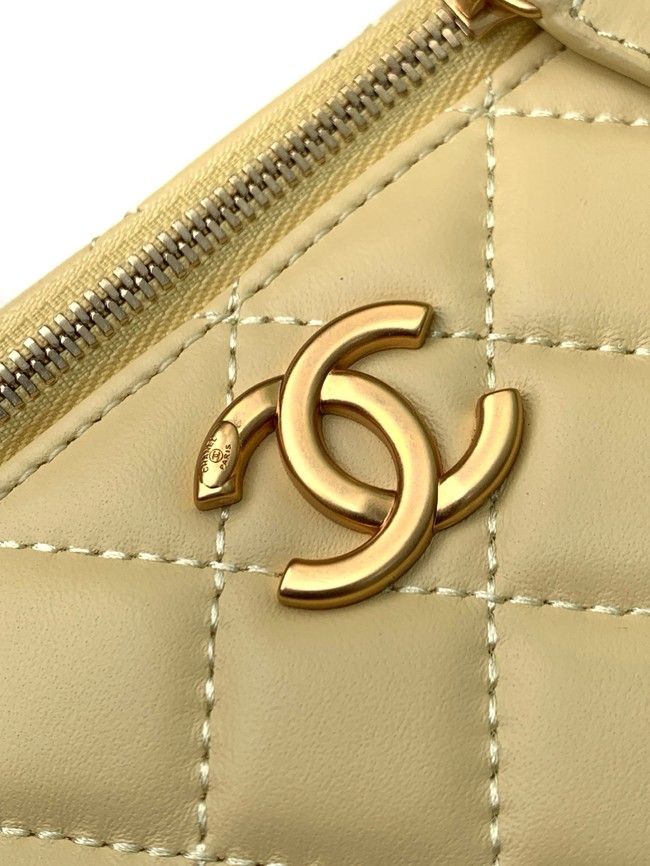 CHANEL Lambskin Vanity with Chain AP3940 yellow