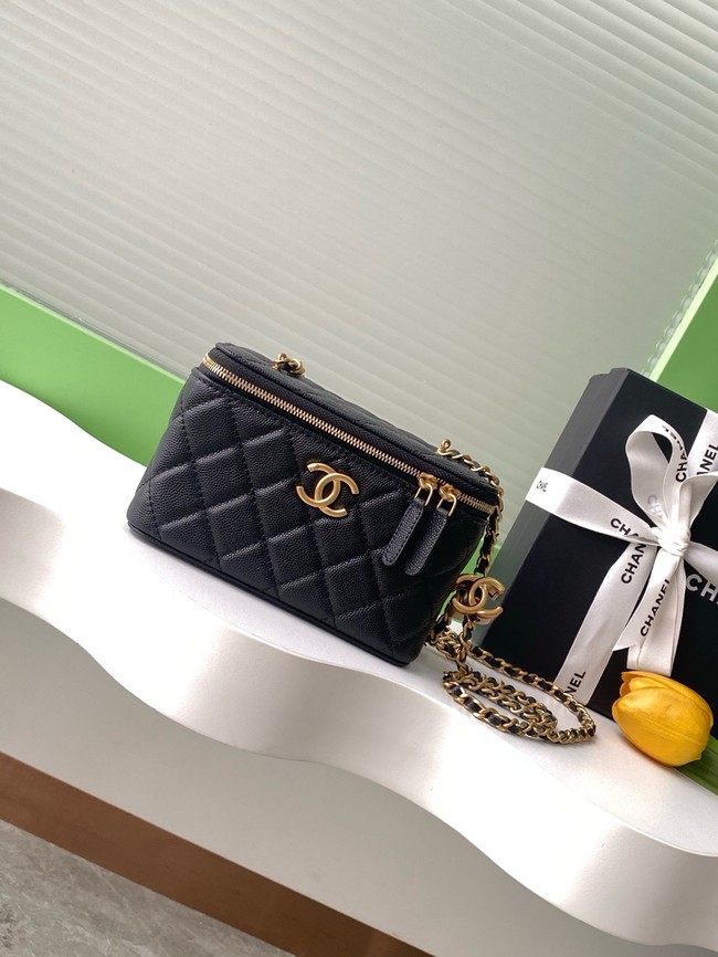 CHANEL MINI CLUTCH Grained Calfskin AP3940 black