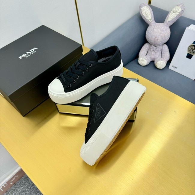 Chanel Downtown Bold leather sneakers 45033-3