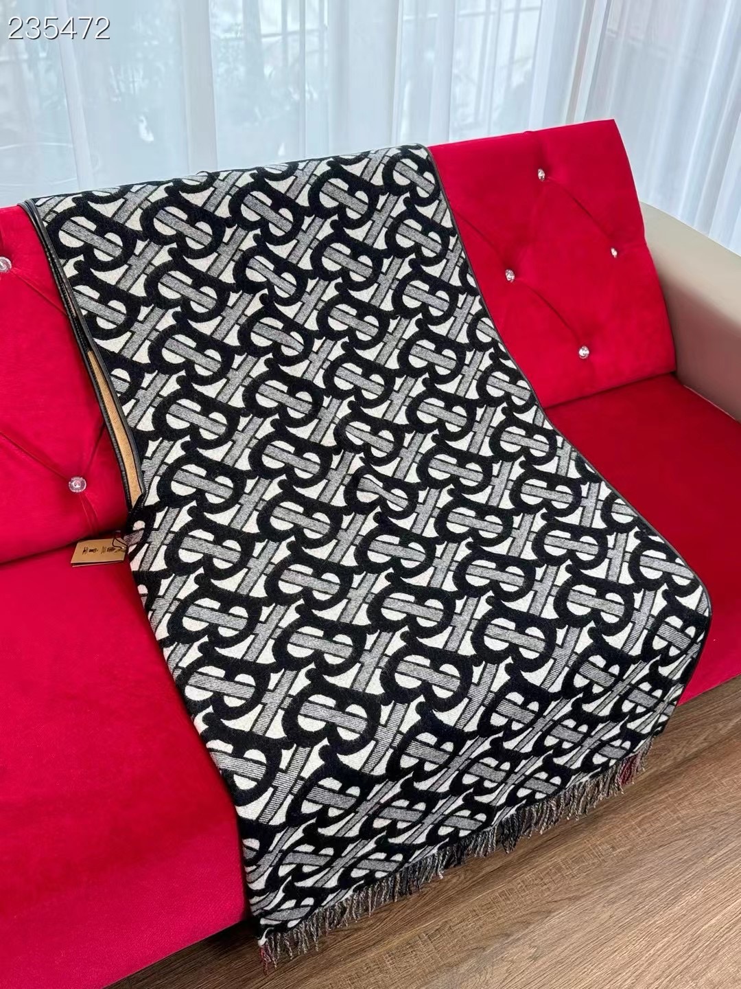 Burberry Cape Double-sided cashmere B35911