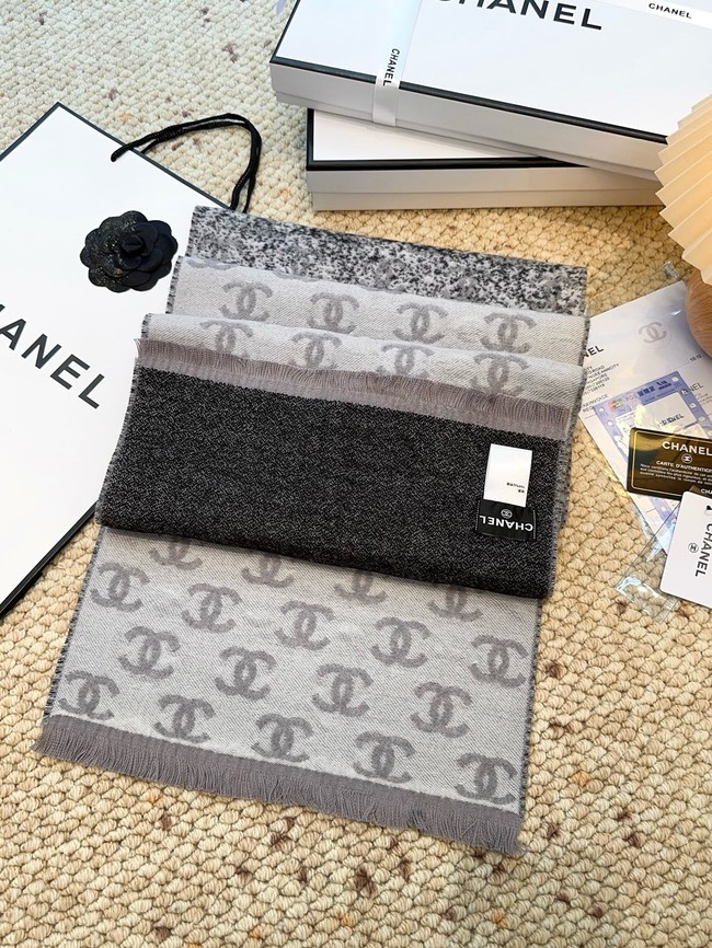 Chanel pattern cashmere scarf XT271