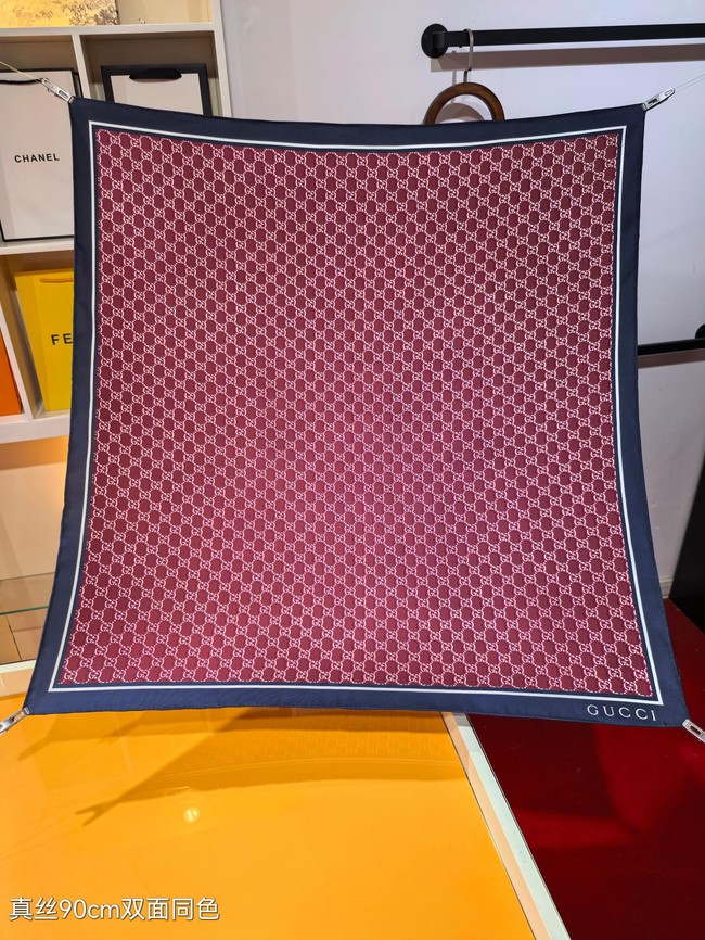 Gucci Square Scarf Silk Jacquard XT2892