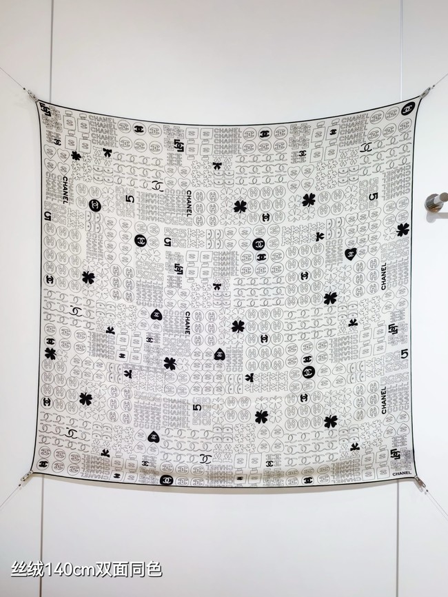 Chanel Shawl Cashmere and Silk Jacquard KY105