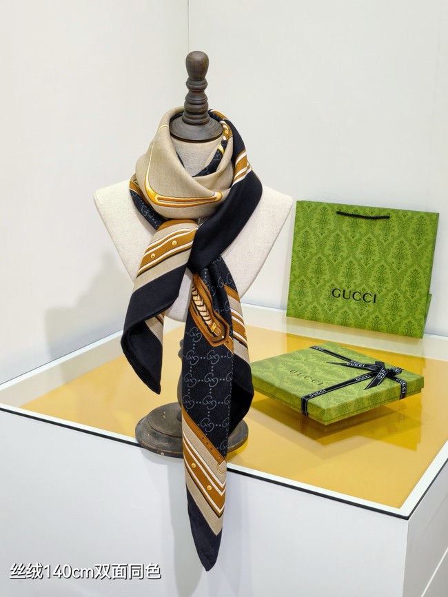 Gucci Square Scarf Silk Jacquard KY144