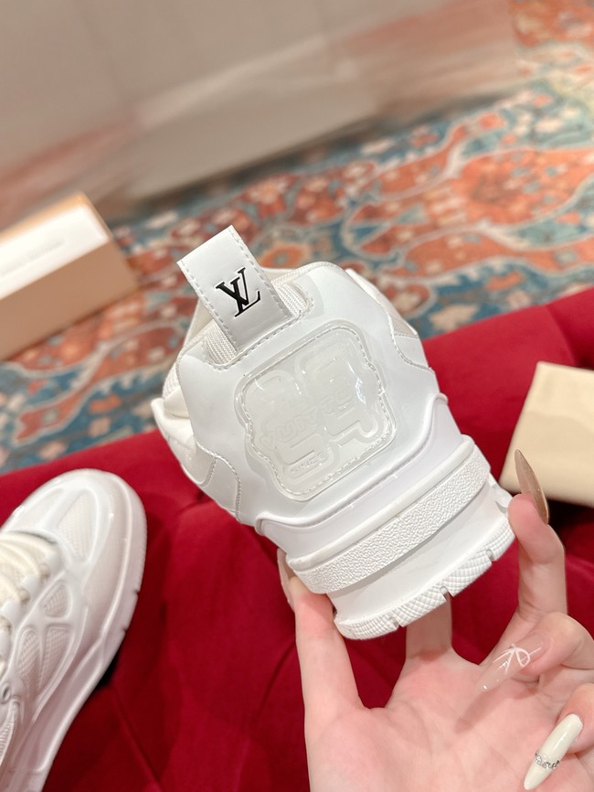 Louis Vuitton Trainer Sneaker 45107-10