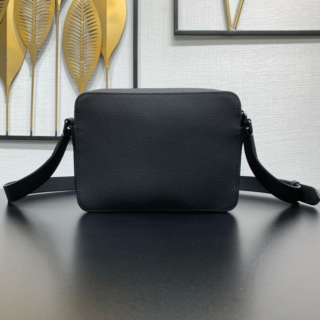 Louis Vuitton Boarding Messenger M15265 black