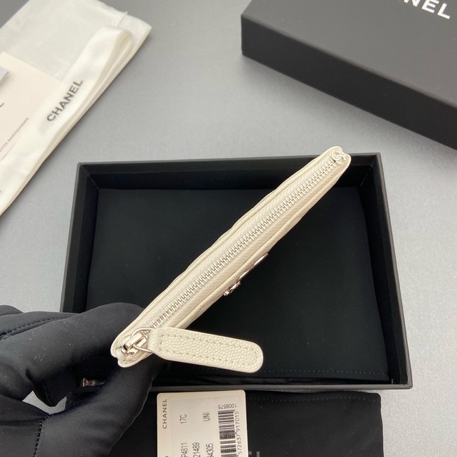 Chanel Zipped Pocket wallet S4811 Cream