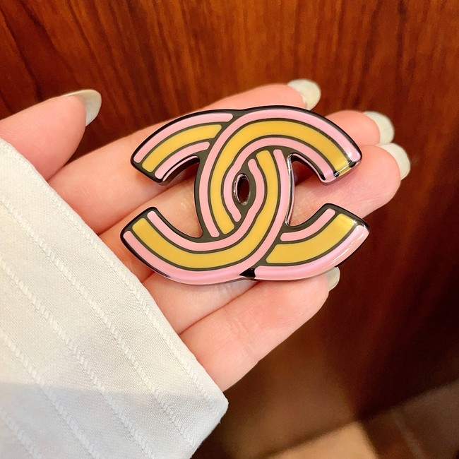 Chanel brooch CE81774