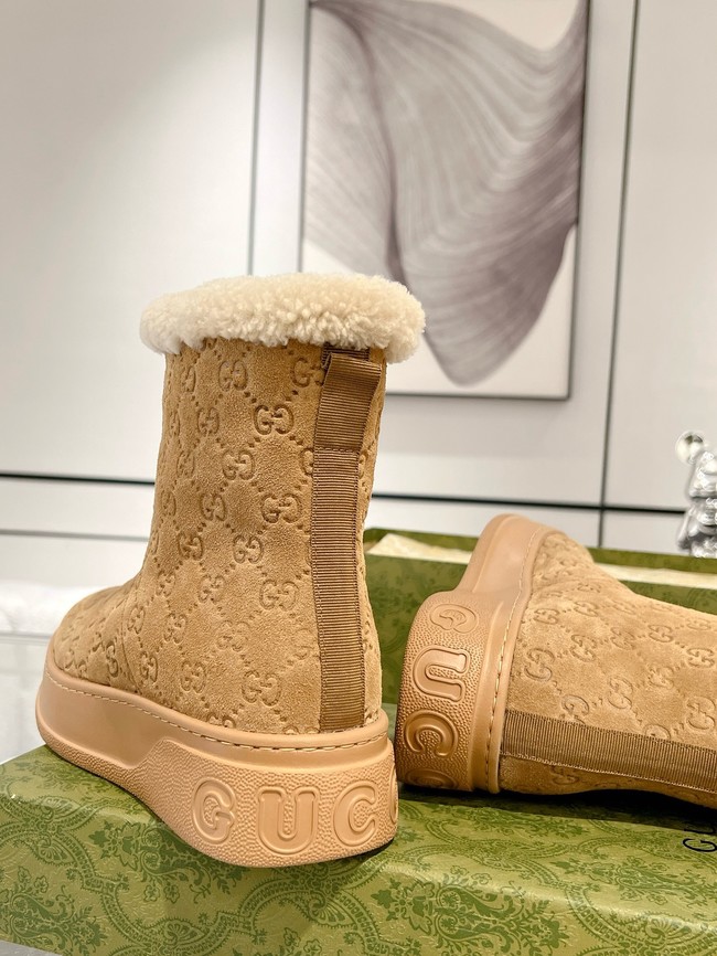 Gucci Womens boot with merino wool lining 857912-1