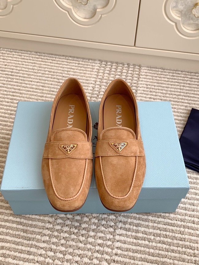 Prada leather loafers 87199-6
