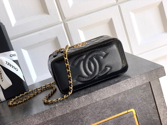 CHANEL 26C Vanity with Chain AP3940 black