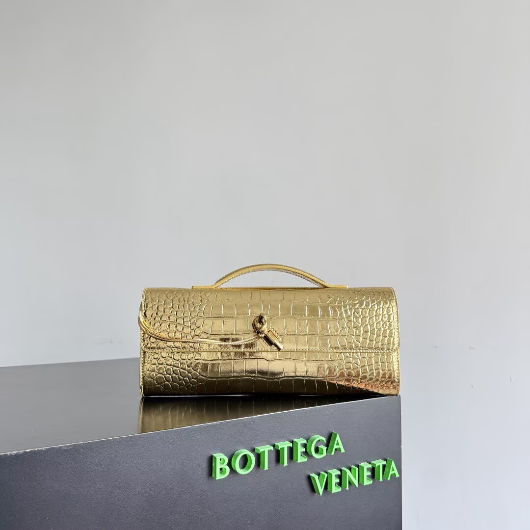 Bottega Veneta Long Clutch Andiamo With Handle alligator leather 741511 Gold