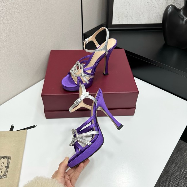 GUCCI Womens pump with crystal Interlocking G 21045-1