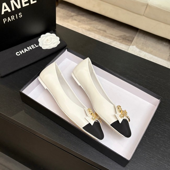 CHANEL Ballet flats C35960-2