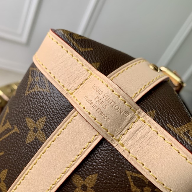 Louis Vuitton Cruiser Toiletry Bag M15350