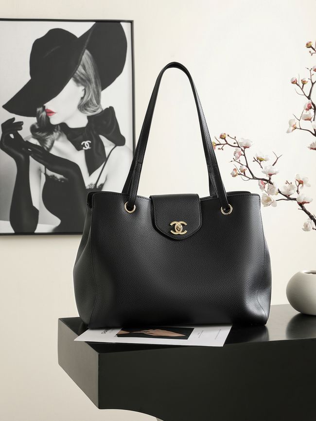 Chanel Shopping Bag AS6242 black