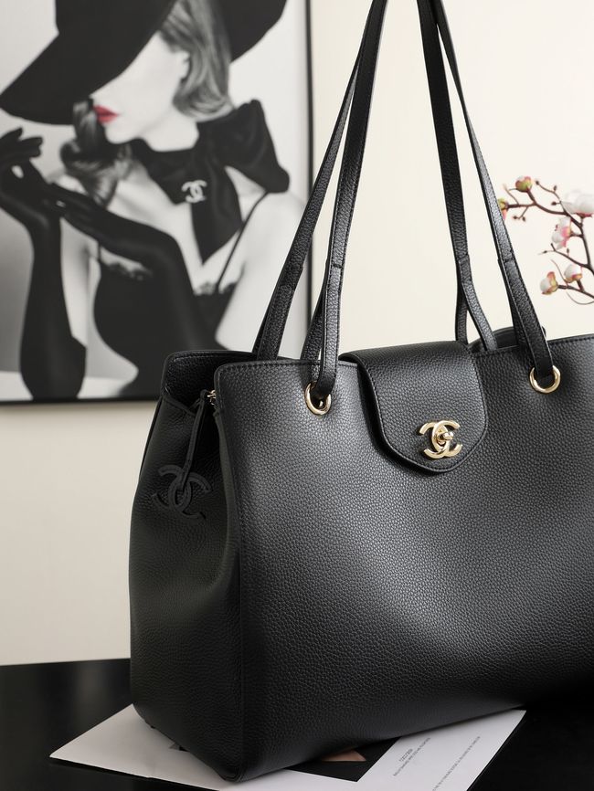 Chanel Shopping Bag AS6242 black