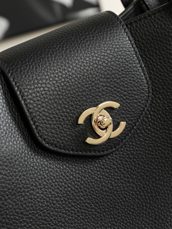 Chanel Shopping Bag AS6242 black