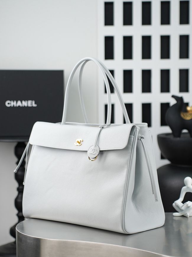 Chanel 26S Grained Calfskin Shopping Bag AS6289 ice blue