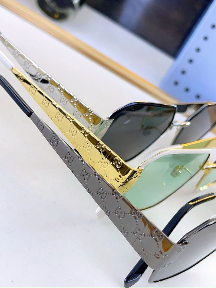 Gucci Sunglasses GUS00015-1