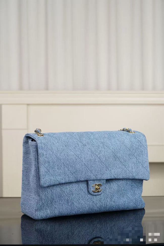 Chanel Maxi Flapbag Denim AS5640 Blue