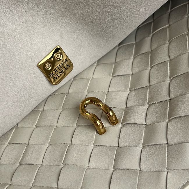Bottega Veneta Small Andiamo P5678 Sea salt