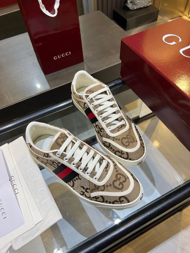 Gucci sneaker with Web 757943-5 Gucci sneaker with Web 757943-5