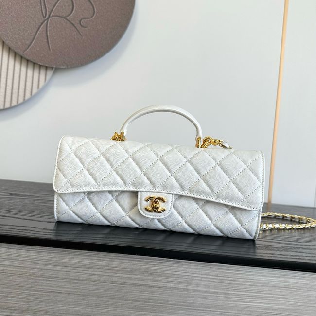 Chanel Clutch with chain AP5280 white